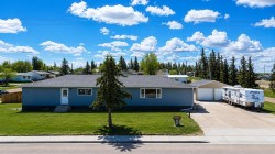 5302 50 Ave Mayerthorpe, AB T0E 1N0