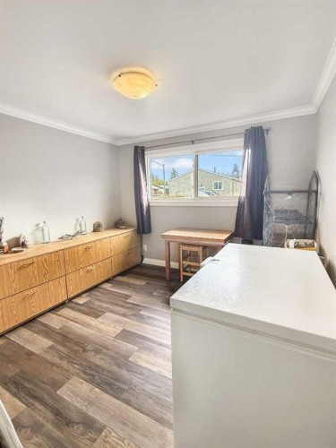 5302 50 Ave, Mayerthorpe, AB - Indoor