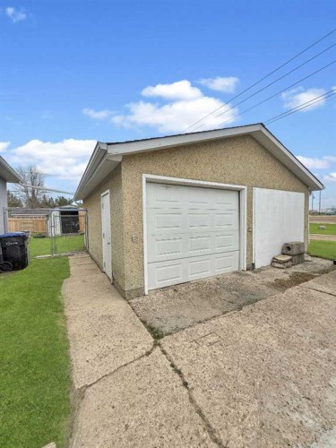 5302 50 Ave, Mayerthorpe, AB - Outdoor With Exterior