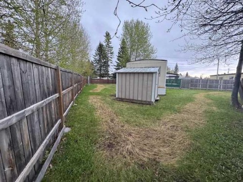 008-810 56 Street, Edson, AB 