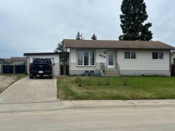 519 5 Avenue Fox Creek, AB T0H 1P0