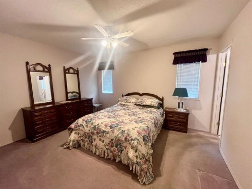166 Hallam Drive, Hinton, AB - Indoor Photo Showing Bedroom