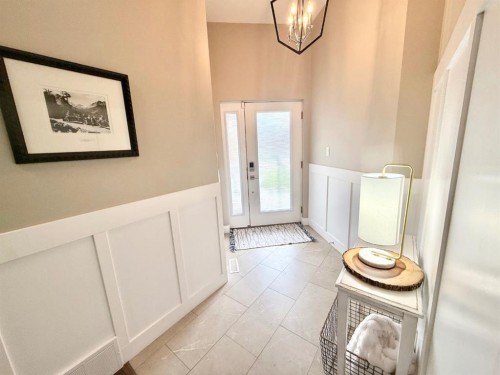 108 Trestle Place, Hinton, AB - Indoor Photo Showing Other Room