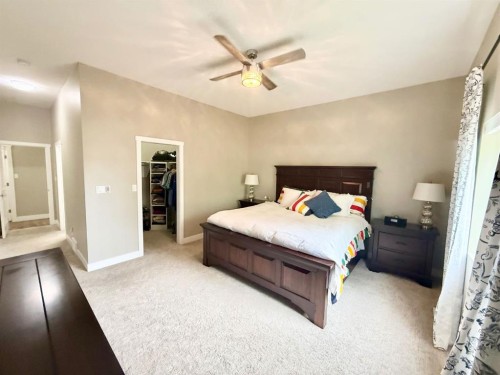 108 Trestle Place, Hinton, AB - Indoor Photo Showing Bedroom