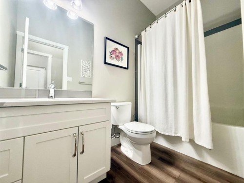 108 Trestle Place, Hinton, AB - Indoor Photo Showing Bathroom