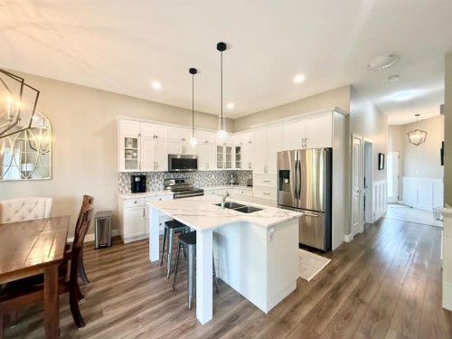 108 Trestle Place, Hinton, AB - Indoor Photo Showing Kitchen With Stainless Steel Kitchen With Double Sink With Upgraded Kitchen