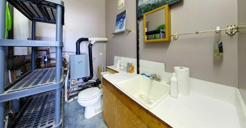 1-53018 Range Rd 175, Rural Yellowhead County, AB - Indoor Photo Showing Bathroom