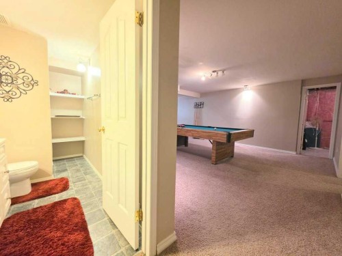 301 3 Avenue Ne, Slave Lake, AB - Indoor Photo Showing Other Room