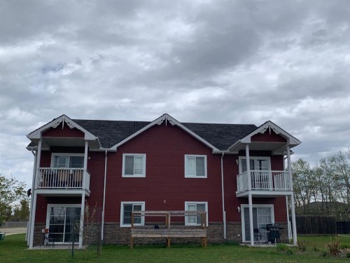 6 Poplar Drive  Whitecourt, AB T7S 0A1