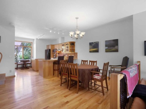 36-300 Eagle Terrace Road, Canmore, AB - Indoor Photo Showing Dining Room