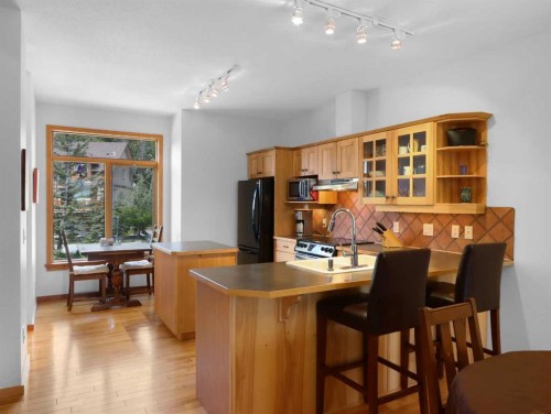 36-300 Eagle Terrace Road, Canmore, AB - Indoor
