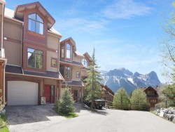 300 Eagle Terrace Road Canmore, AB T1W 3E5