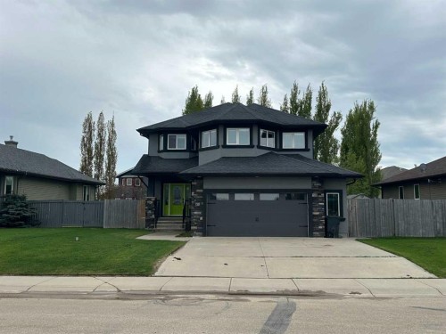 701 9 Street SE Slave Lake, AB T0G 2A3