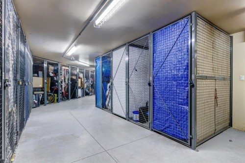 202-186 Kananaskis Way, Canmore, AB - Indoor With Storage
