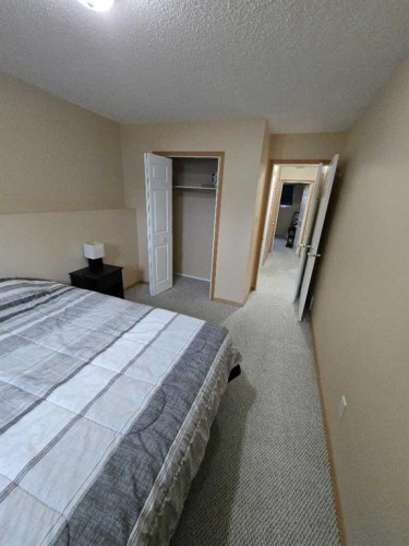 94 Harolds Hollow, Whitecourt, AB 
