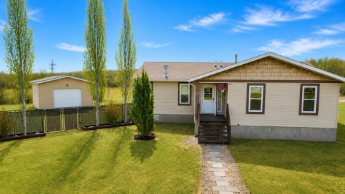 27 Keystone Place, Whitecourt, AB 