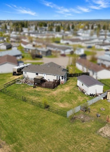 27 Keystone Place, Whitecourt, AB 