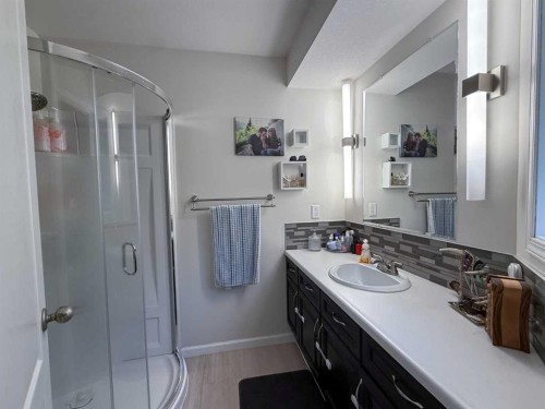 127 Sitar Crescent, Hinton, AB 