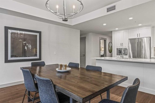 302-1105 Spring Creek Drive, Canmore, AB - Indoor Photo Showing Dining Room
