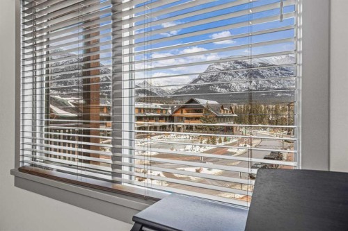 302-1105 Spring Creek Drive, Canmore, AB - 