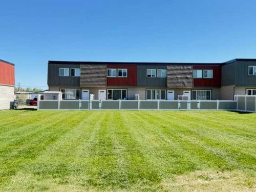 38-608 Main Street Nw, Slave Lake, AB - Outdoor