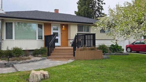 111 Willow Drive, Hinton, AB 