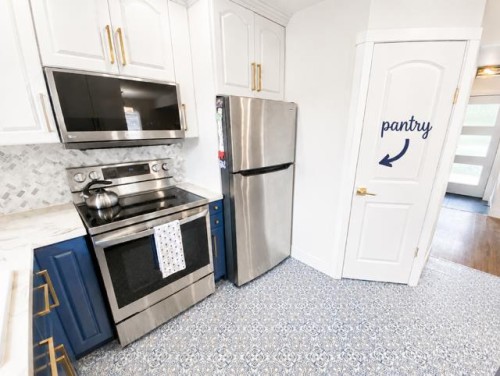 111 Willow Drive, Hinton, AB 