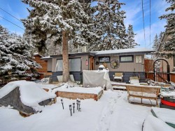 813 13th Street Canmore, AB T1W 1W5