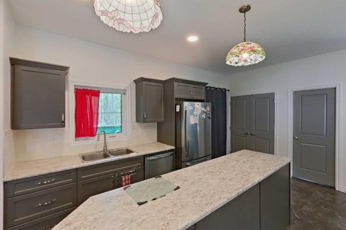 693069 265 Range, Smith, AB - Indoor Photo Showing Kitchen With Double Sink