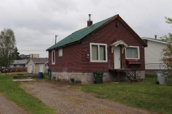 4618 6 Avenue Edson, AB T7E 1C8