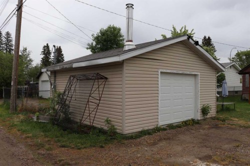 4618 6 Avenue, Edson, AB - Outdoor