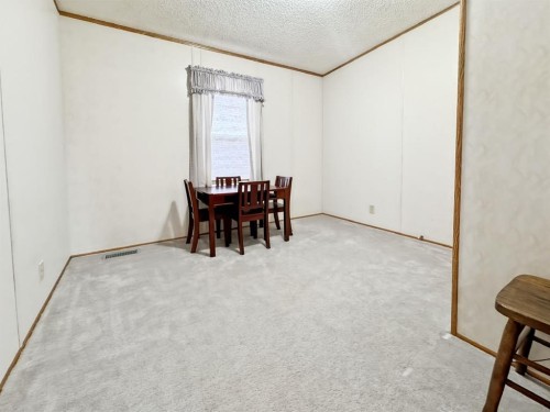 4524 47 Avenue, Mayerthorpe, AB 
