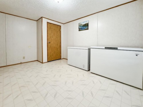 4524 47 Avenue, Mayerthorpe, AB 