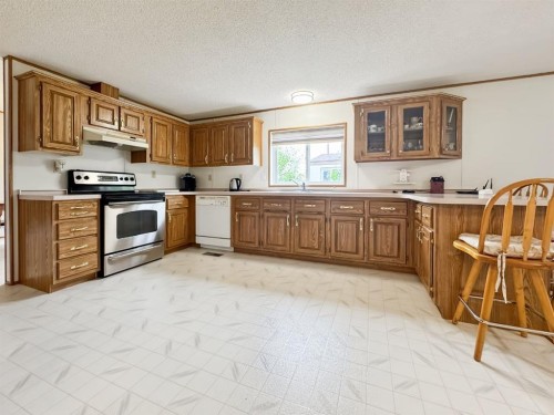 4524 47 Avenue, Mayerthorpe, AB 