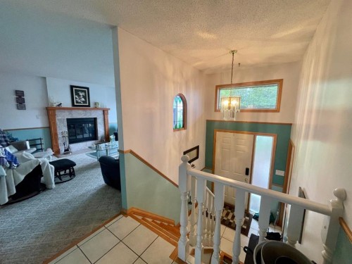 5909 11 Avenue, Edson, AB 