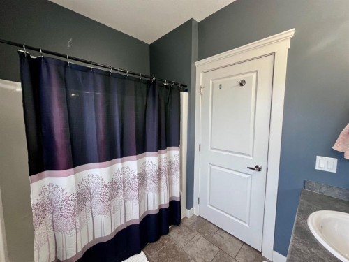 6-214 Mcardell Drive, Hinton, AB 