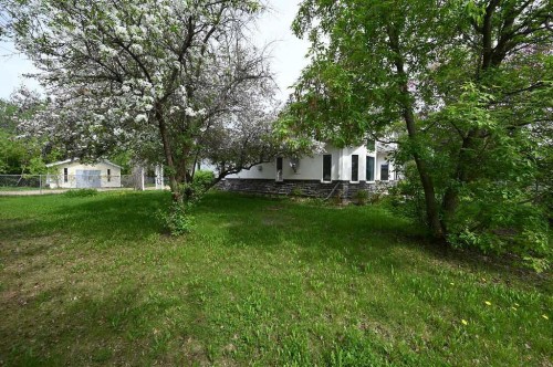 5002 52 Street, Colinton, AB 