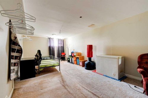 7417 35Th Avenue Nw, Calgary, AB - Indoor