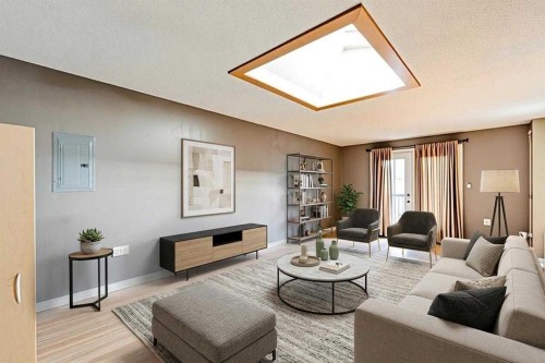 7417 35Th Avenue Nw, Calgary, AB - Indoor Photo Showing Living Room