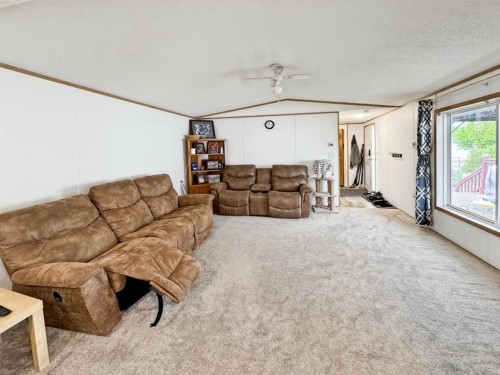 30 Davio Place, Whitecourt, AB 