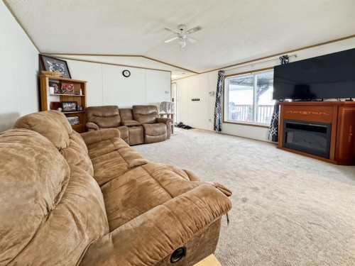 30 Davio Place, Whitecourt, AB 