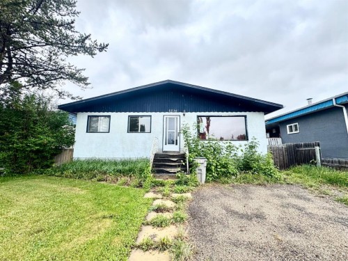 5536 47A Street  Whitecourt, AB T7S 1B2