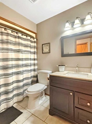 61 Blueberry Dive, Whitecourt, AB 