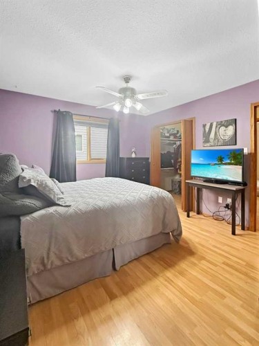 61 Blueberry Dive, Whitecourt, AB 