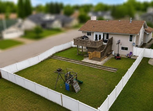 61 Blueberry Dive, Whitecourt, AB 