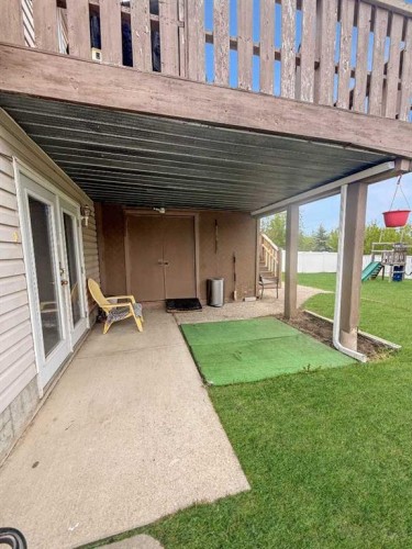 61 Blueberry Dive, Whitecourt, AB 
