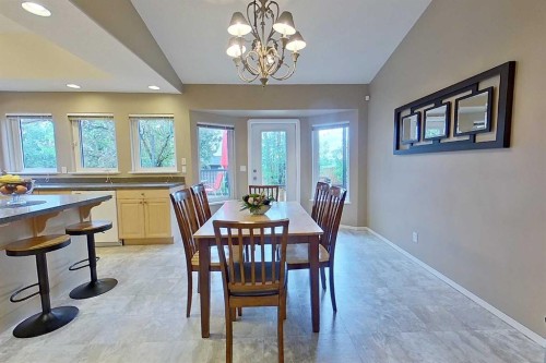 2904 45 Avenue, Athabasca, AB - Indoor Photo Showing Dining Room
