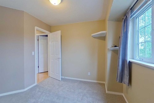 2904 45 Avenue, Athabasca, AB - Indoor Photo Showing Other Room