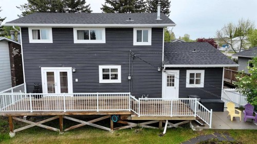 5105 13 Avenue, Edson, AB 