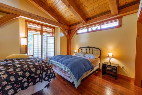 4813 Mountain Road, Brule, AB 